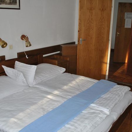 Harmonia Apartmanhaz Balatonlelle Kamer foto