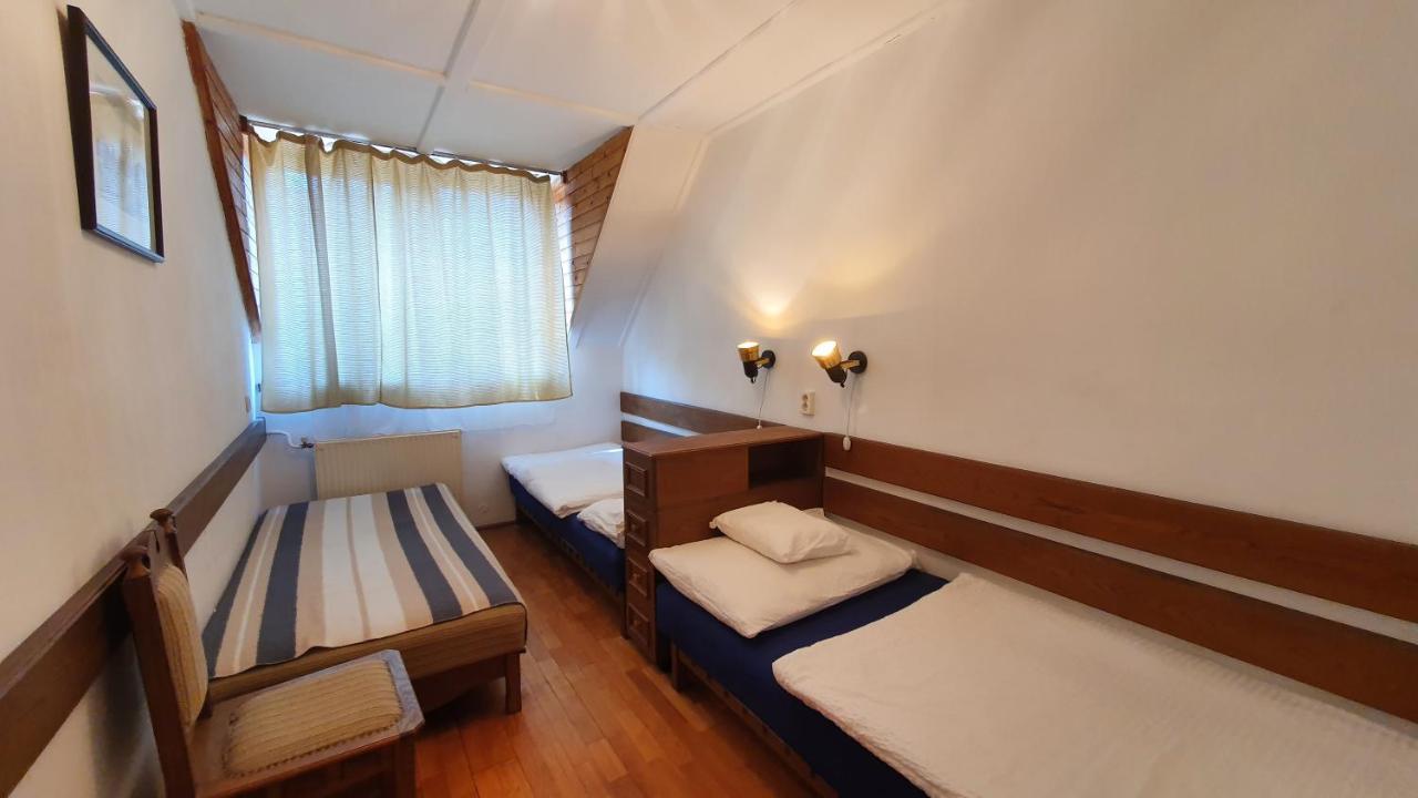 Harmonia Apartmanhaz Balatonlelle Buitenkant foto