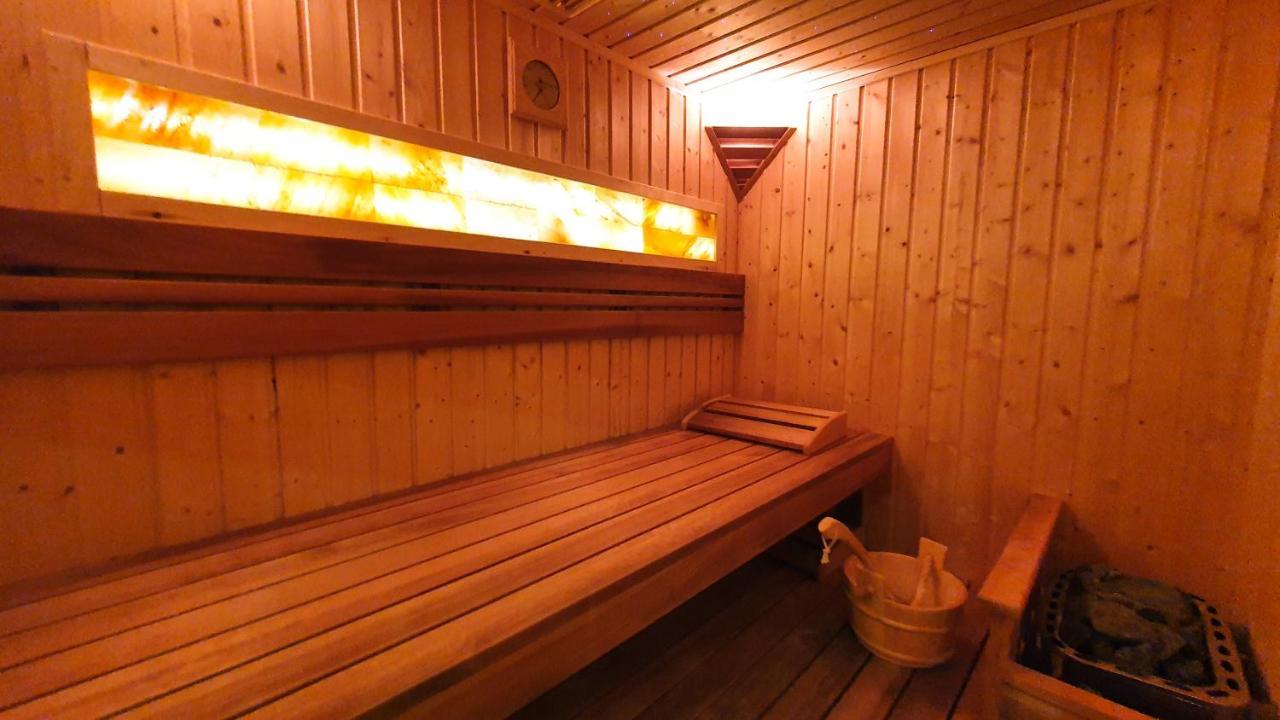Harmonia Apartmanhaz Balatonlelle Buitenkant foto
