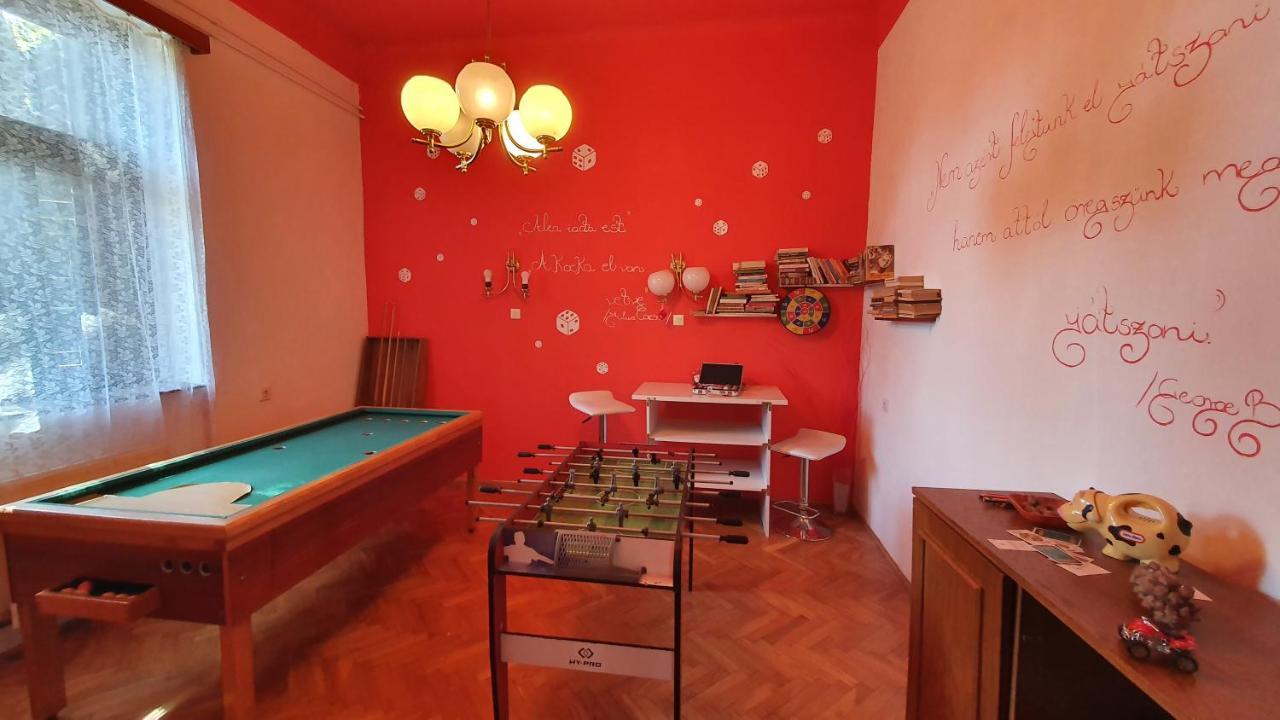 Harmonia Apartmanhaz Balatonlelle Buitenkant foto