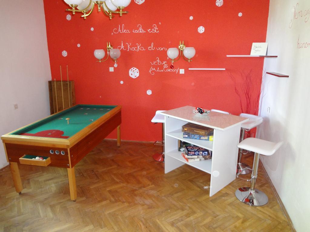 Harmonia Apartmanhaz Balatonlelle Buitenkant foto